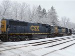 CSX 4589 